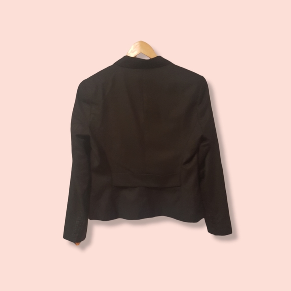 Like New short black blazer size 10 - Picture 2 of 4